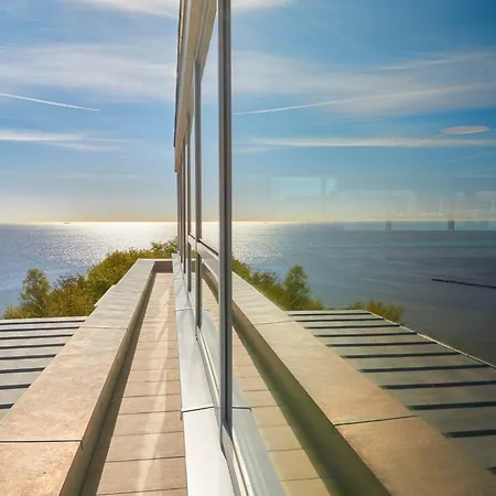 Ostseebad, Sellin, Ruegen, First, Meerblick, * Sellin (Rugen)